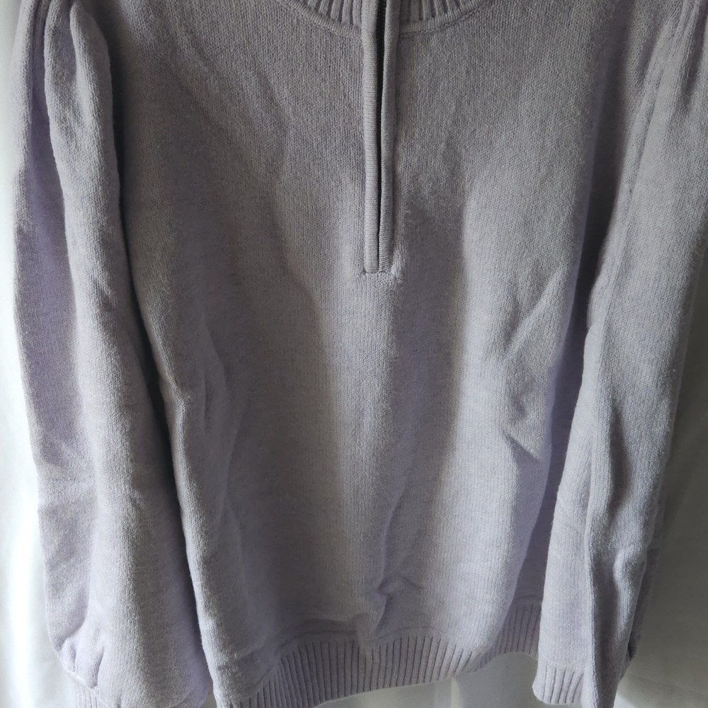 Universal Thread Lavender V-Neck Sweater